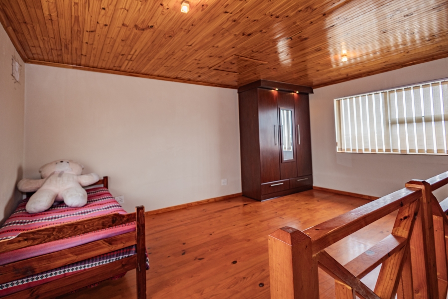 4 Bedroom Property for Sale in Strandfontein Village Western Cape
